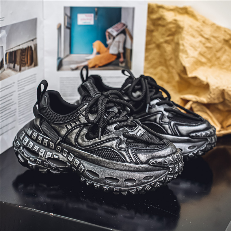 Ανδρικά αθλητικά παπούτσια με σόλα τύπου ελαστικού, αντιολισθητικά, διαπνοή με δίκτυο στο επάνω μέρος, με κορδόνια