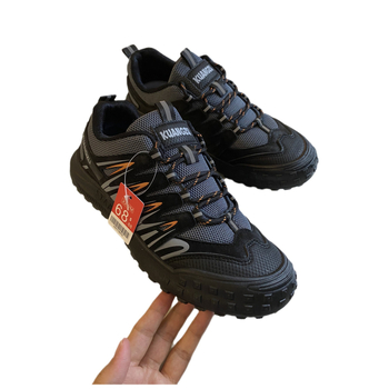 Ανδρικά αθλητικά παπούτσια: μεσαίο ύψος, πάνω μέρος από μικροϊφίβερ, με κορδόνια μπροστά, στρογγυλή μύτη, για την άνοιξη