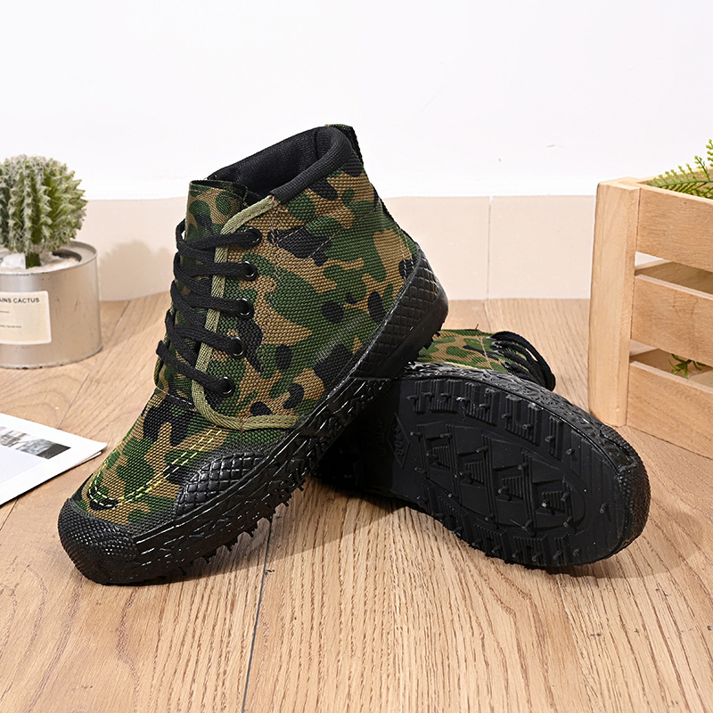 Ανδρικά Παπούτσια Υψηλής Γραμμής με Καμουφλάζ για Εργασιακή Προστασία — Διαπνοή, Ανοχή στη Φθορά, Αδιάβροχα, Αντιολισθητικά με Καουτσούκ Σόλα