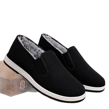 Πεκίνικα υφασμάτινα παπούτσια για τον χειμώνα – με στρογυλό δάχτυλο, πάνω μέρος από ύφασμα, εσωτερικό από τεχνητό γουνάκι, σόλα PVC, αντιολισθητικά