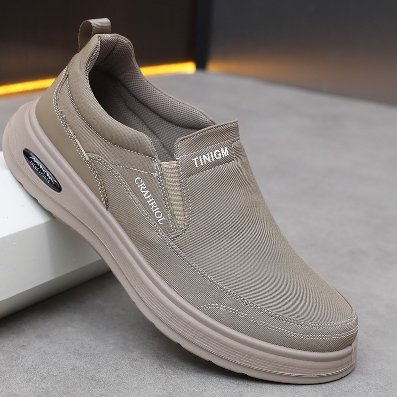 Férfi vászon slip-on cipő, mindennapi használatra, kerek orrú, légáteresztő vászon felsőrésszel, lapos poliuretán talppal, tavaszra és őszre