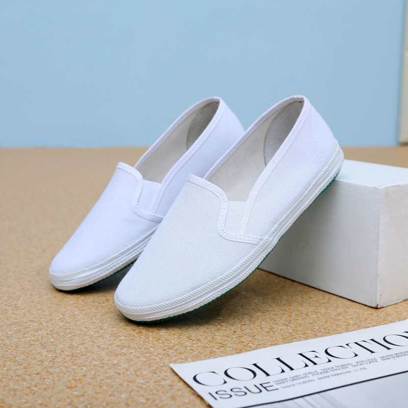 Muške platnene slip-on tenisice - niski kroj, oštar vrh, gumena potplat