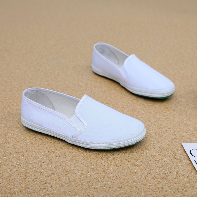 Muške platnene slip-on tenisice - niski kroj, oštar vrh, gumena potplat