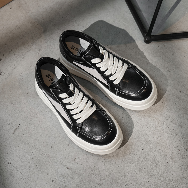 Unisex platform tenisice s gornjim dijelom od teleće kože, niska peta 1–3 cm, srednja visina 3–7 cm, vezanje na šnure, gumeni potplat