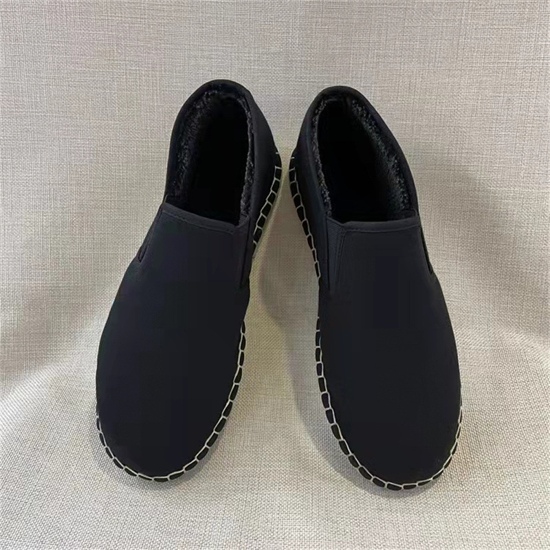 Muške zimske cipele od pamukaste tkanine s pliš podstavom, okrugli nos, niski vrh, potplat od telećeg tetiva, elastično zatvaranje