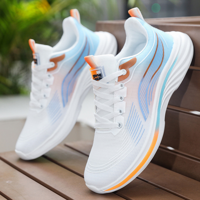 Pantofi de alergare pentru bărbați — partea superioară din plasă respirabilă, talpă EVA ușoară, închidere cu șireturi, profil redus, vara 2024