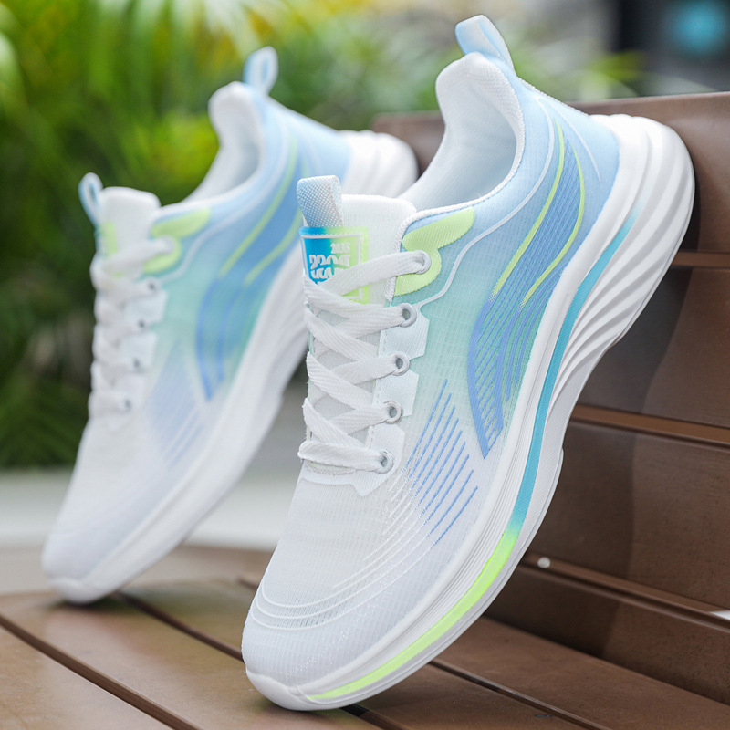 Pantofi de alergare pentru bărbați — partea superioară din plasă respirabilă, talpă EVA ușoară, închidere cu șireturi, profil redus, vara 2024