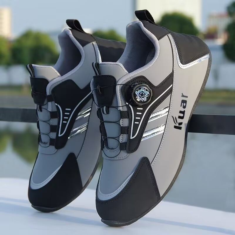 Muške sportske casual tenisice s PU gornjim dijelom, mrežastom unutrašnjom, EVA uloškom, injekcijski oblikovanom PVC sole, zatvaranje okretanjem kopče