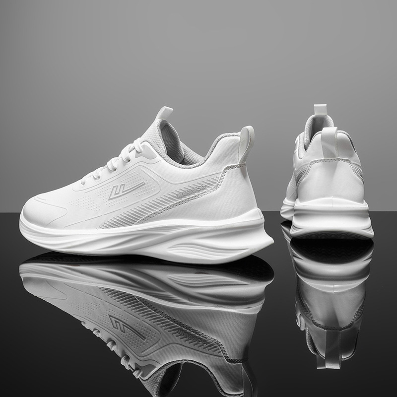 Muške tenisice Warrior: gornji dio od sintetičke kože, vodootporne, lagane, potplat od poliuretana, vezanje