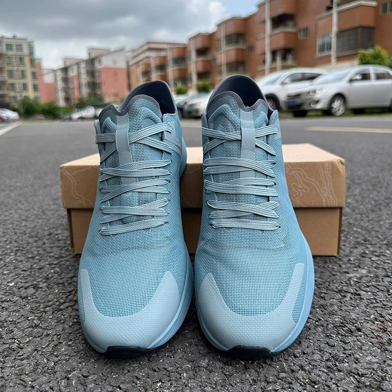 Мъжки маратонки за бягане с мрежеста горна част, дебела подметка, връзки