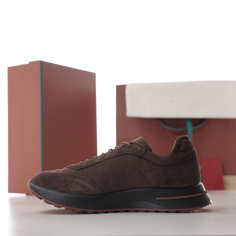 Pantofi platformă, talpă groasă, partea superioară din piele și țesătură, închidere cu șireturi, vârf rotund