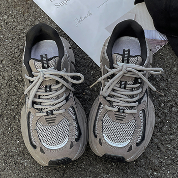 Pantofi bărbați dad shoes – ușori, versatile pentru toate sezoanele, partea superioară într-o singură culoare, talpă din cauciuc, închidere cu șiret în față