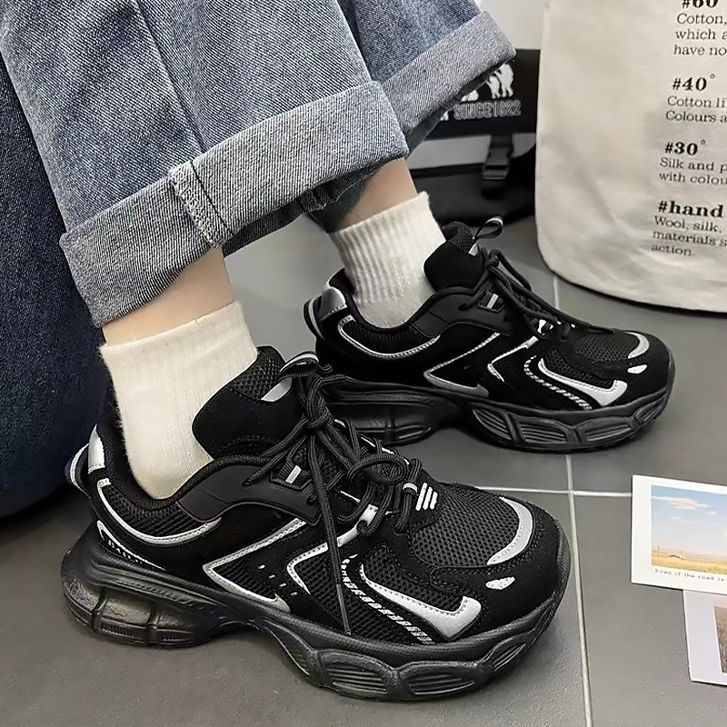 Pantofi bărbați dad shoes – ușori, versatile pentru toate sezoanele, partea superioară într-o singură culoare, talpă din cauciuc, închidere cu șiret în față