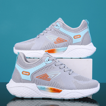 Pantofi sport casual cu plasă pe partea superioară, profil redus, șireturi, ușori, talpă injectată