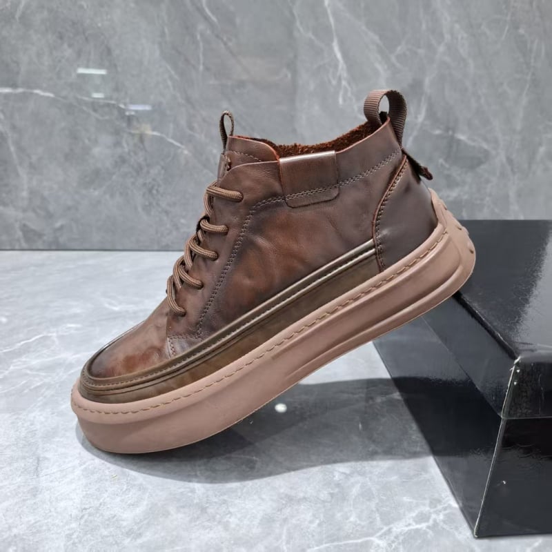 Ghete Chelsea din piele naturală, respirante, înălțime medie a gleznei, vârf rotund, talpă din cauciuc