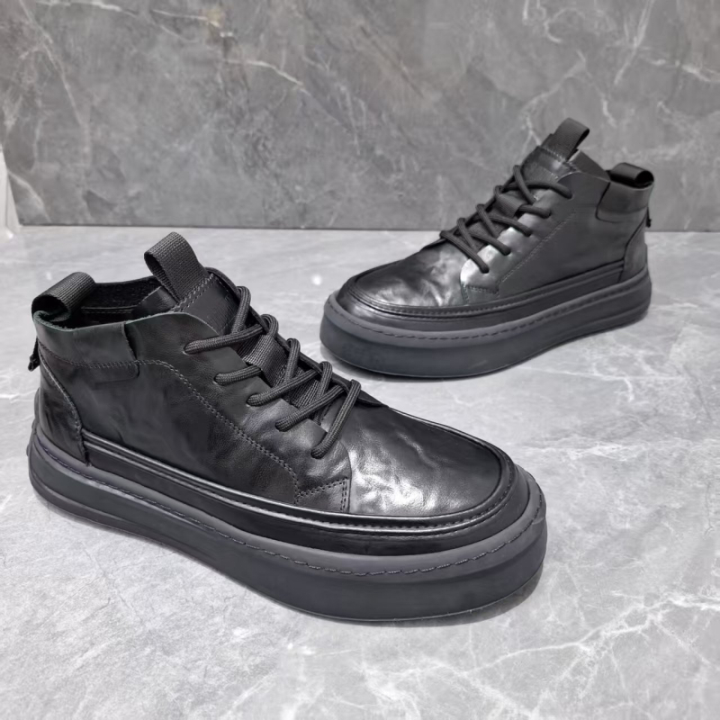 Ghete Chelsea din piele naturală, respirante, înălțime medie a gleznei, vârf rotund, talpă din cauciuc