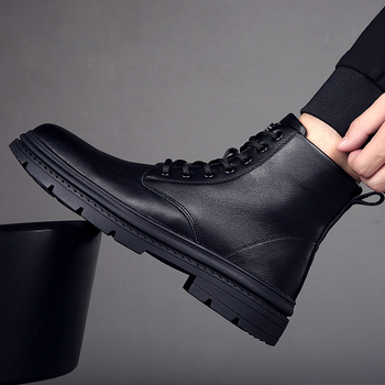 Férfi Martin csizmák valódi bőrből, meleg bélés, magas szárú, gumírozott talppal