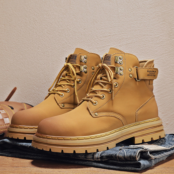 Martin csizmák - felsőrész valódi bőrből, gumi talp, középmagas szár, kerek orr, csúszásálló (felsőrész; gumi talp; középmagas szár; kerek orr; csúszásálló)