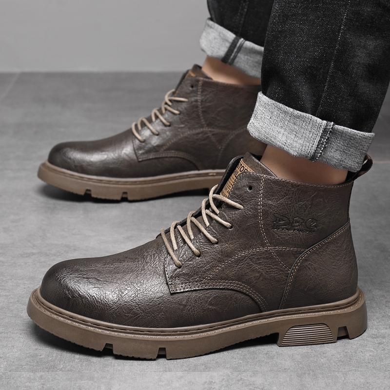 Férfi Martin-stílusú bakancsok, magas szárú, felsőrész split bőr, gumitalp, PU talpbetét, hálós belső bélés, melegen tart