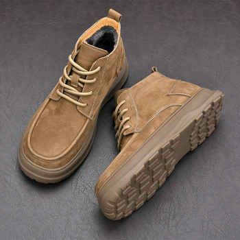 Férfi Martin bakancs bőrből, középmagas, fleece béléssel, magasságot növelő, gumírozott talp, kerek orrú