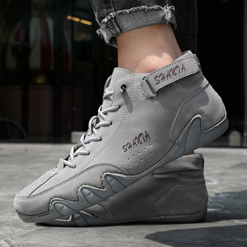 Martin csizmák kerek orrú, PU felsőrész, gumírozott talp, vízálló, csúszásmentes