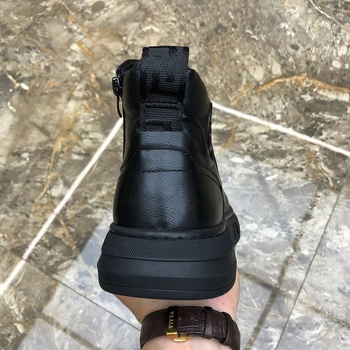 Férfi Martin csizmák, középmagas szár, felső rész marhabőrből, gumitalp, PU talpbetét, plüss bélés