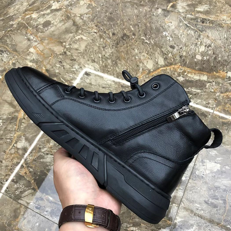 Férfi Martin csizmák, középmagas szár, felső rész marhabőrből, gumitalp, PU talpbetét, plüss bélés