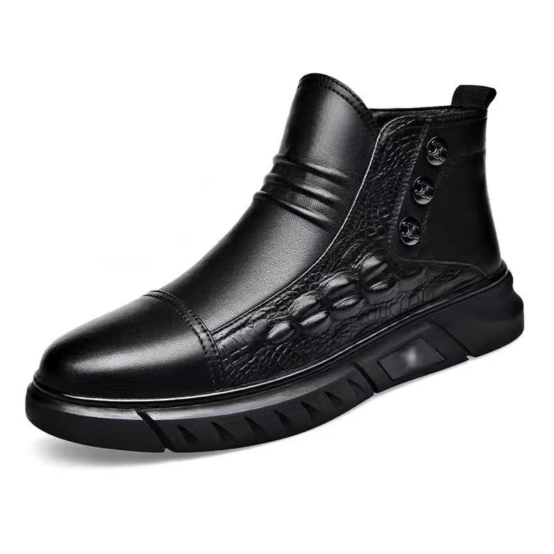 Férfi téli magas bakancs krokodil mintás PU felső rész, oldalsó cipzár, PVC injektált talp, textile bélés, középmagas