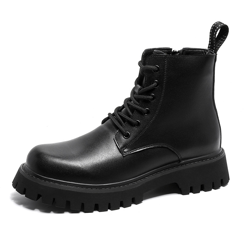 Muške Martin čizme, visoki dio, prozračna mrežasta unutrašnjost, gumeni potplat, niski pet 1–3 cm