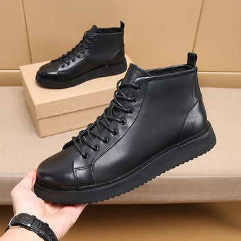 Muške Martin čizme za jesen: gornji dio od kože teladi, đon od pjene, PU uložak, okrugli vrh, ravna peta.