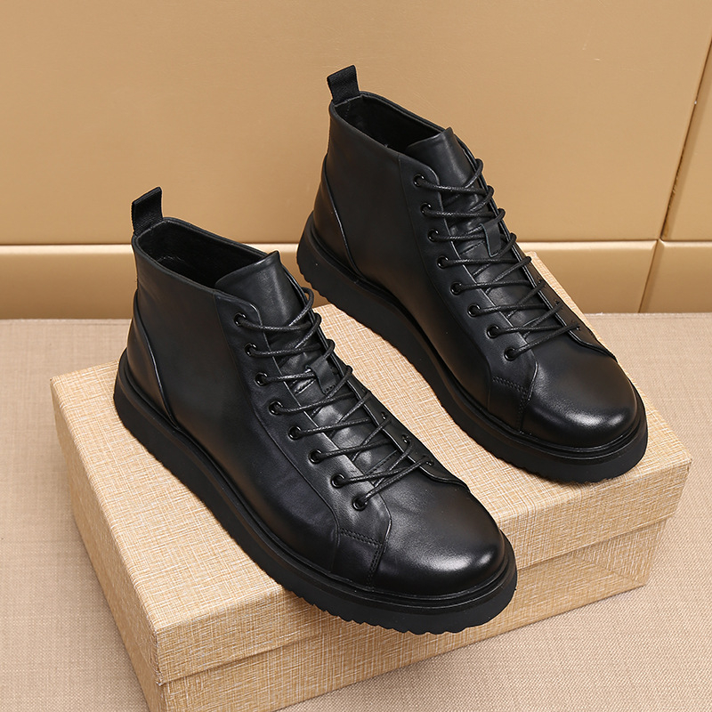 Muške Martin čizme za jesen: gornji dio od kože teladi, đon od pjene, PU uložak, okrugli vrh, ravna peta.