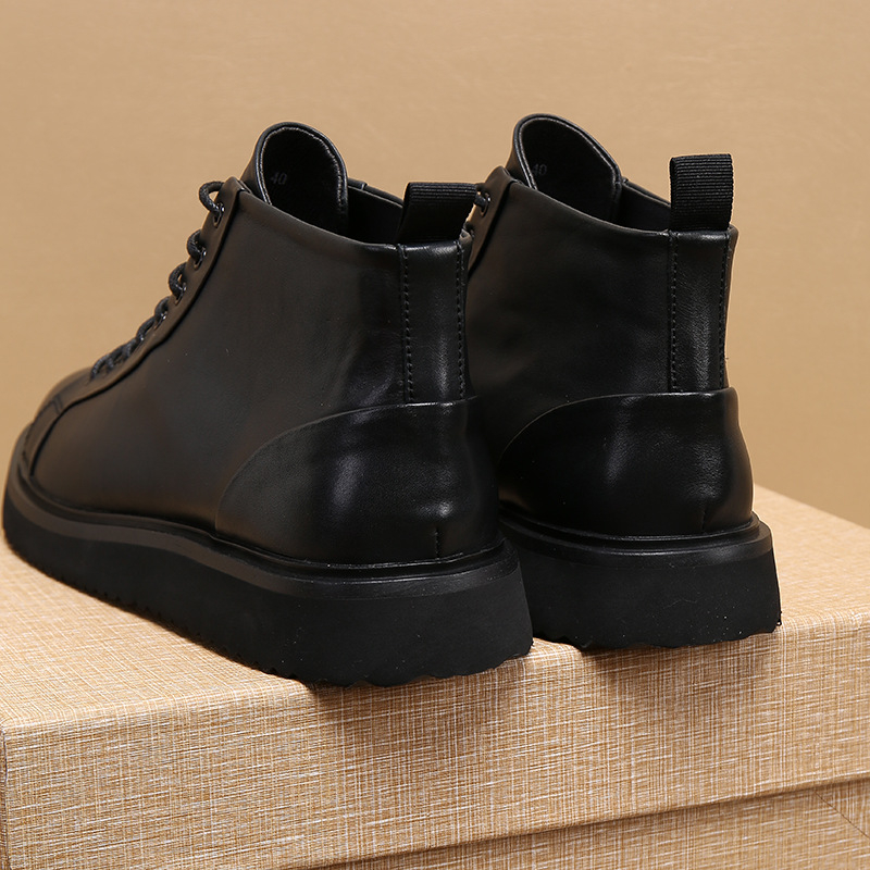 Muške Martin čizme za jesen: gornji dio od kože teladi, đon od pjene, PU uložak, okrugli vrh, ravna peta.