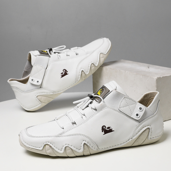 Muške Martin čizme – gornji dio od svinjske kože, gumeni đon, Velcro kopčanje, niski toranj, okrugli vrh