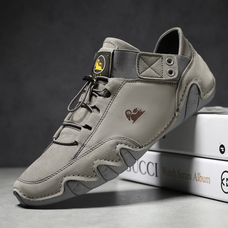 Muške Martin čizme – gornji dio od svinjske kože, gumeni đon, Velcro kopčanje, niski toranj, okrugli vrh