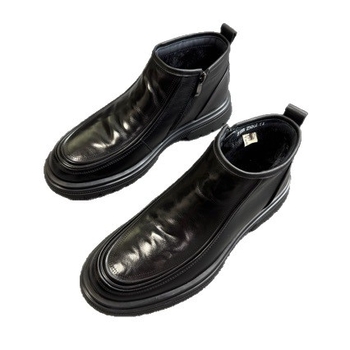 Martin čizme od kože prvog sloja, gumena potplat, srednje visine potkoljenice, zaobljeni vrh, podstava od sintetičkog krzna