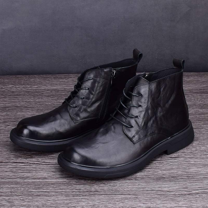Muške Martin čizme srednje visine, bivolja koža, okrugli vrh, gumeni potplat, britanski stil