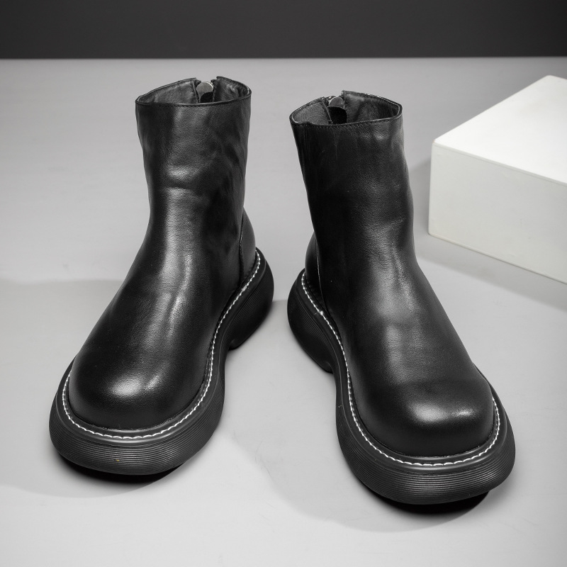 Ghete Martin pentru bărbați cu talpă groasă, exterior din piele de primă clasă; căptușeală din piele de porc; talpă din cauciuc; înălțime călcâi 3–5 cm; închidere cu fermoar la spate