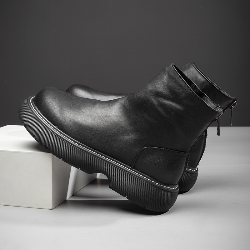 Ghete Martin pentru bărbați cu talpă groasă, exterior din piele de primă clasă; căptușeală din piele de porc; talpă din cauciuc; înălțime călcâi 3–5 cm; închidere cu fermoar la spate