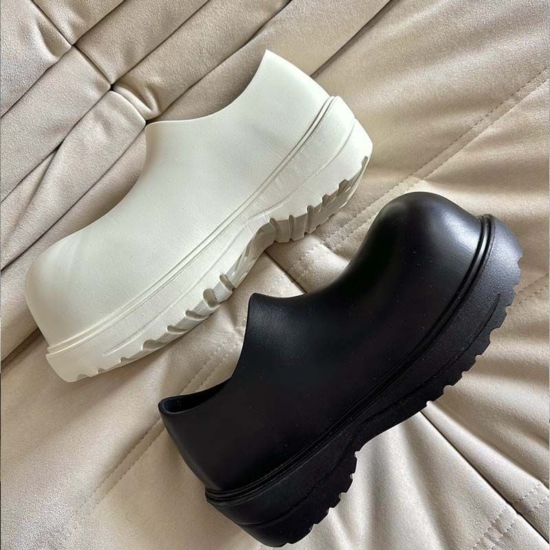 Platformske čizme s povećanjem visine, kratki gornji dio, bez vezanja, EVA gornji dio i đon, injekcijski oblikovan đon, zima 2024