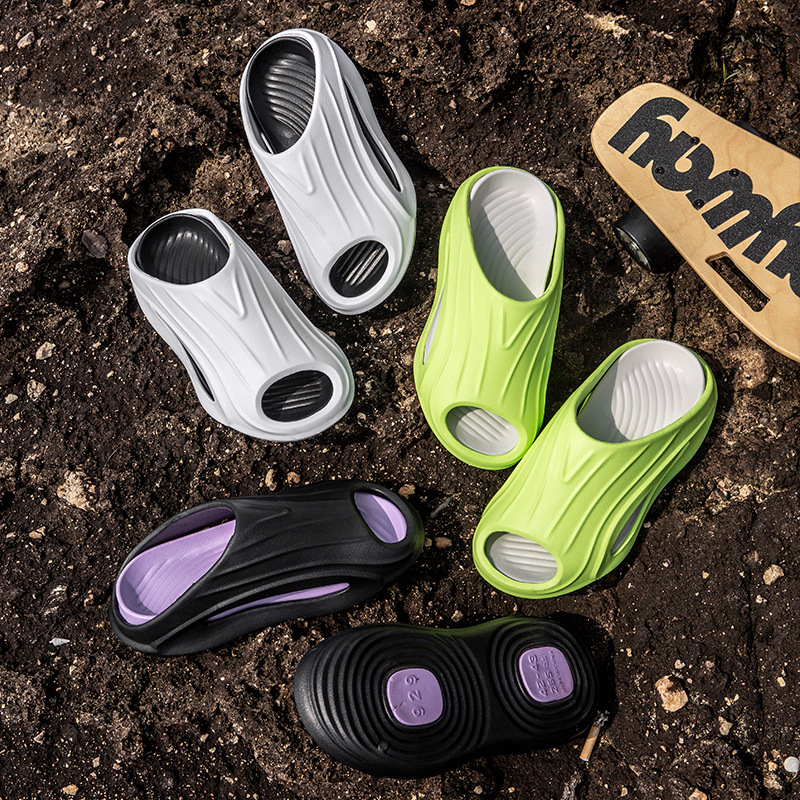 Pánske flip-flopy s EVA hornou, EVA podrážkou, injekčná technológia podrážky, leto 2024