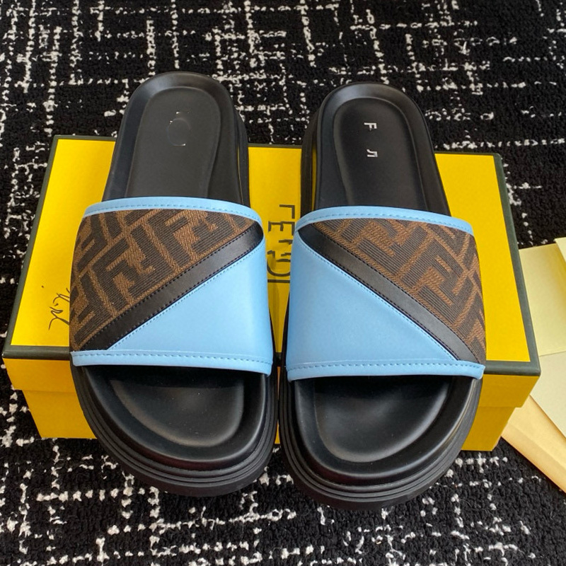 Slapi de bărbați din piele naturală, talpă din cauciuc, slip-on, stil de relaxare, vara 2025