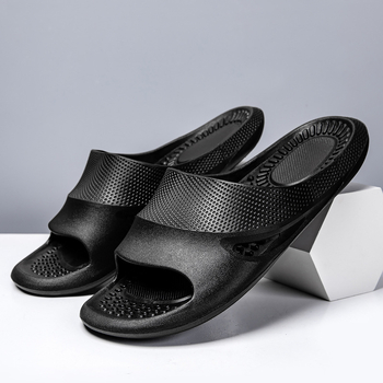 Férfi masszázs papucsok belső használatra, csúszásmentes, vastag talp, PVC felsőrész és talp, injekciós öntéses konstrukció, laza stílus, nyár 2025