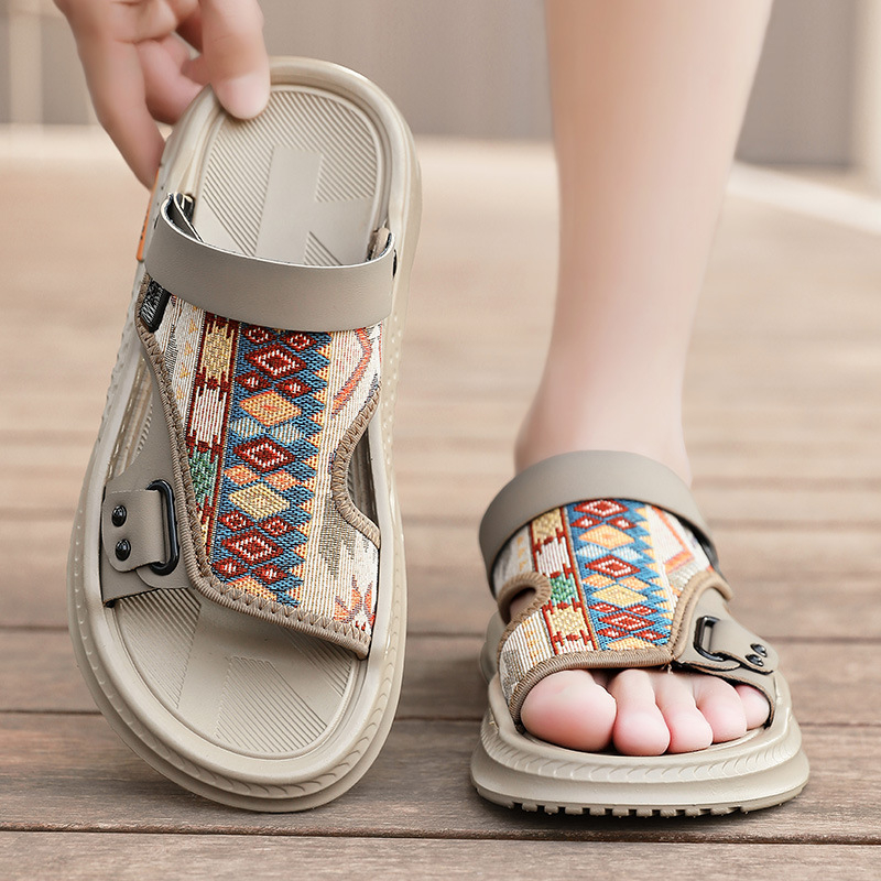 Férfi EVA szandál nyárra 2025 — szabadidős stílus, kettős felhasználás vezetéshez és mindennapi viselethez, EVA felső rész és EVA talp, puha talp, csúszásmentes