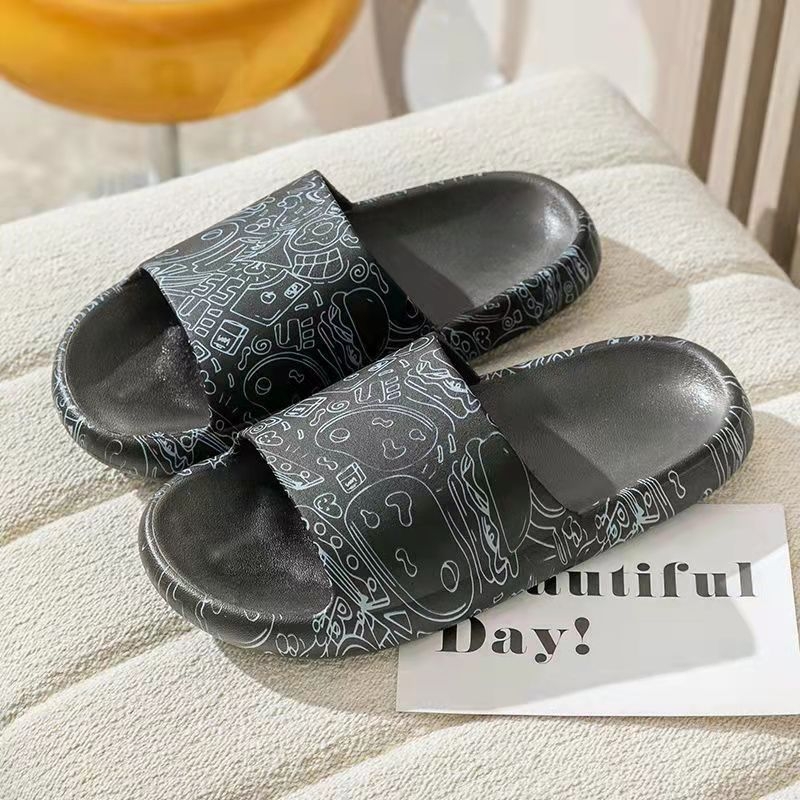 Férfi papucs, PVC felső rész és PVC talp, injektált talp, csúszásmentes, beltéri és kültéri használatra, nyárra.