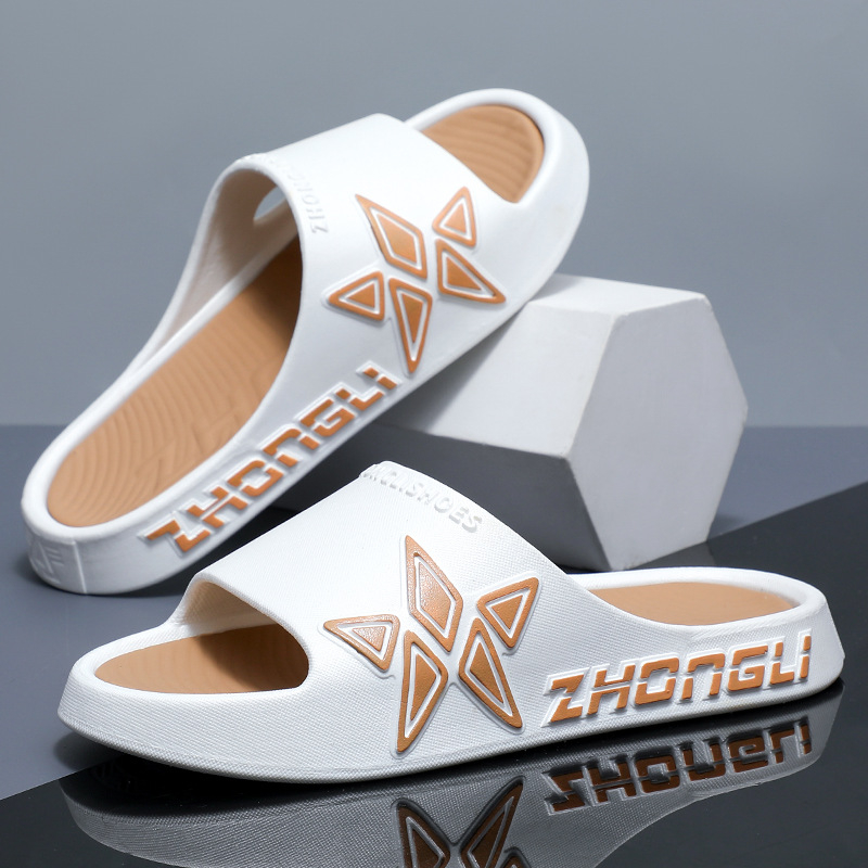 Férfi kültéri papucs, vastag csúszásmentes talppal, PVC felsőrész, PVC talp, injektált talpt technológia