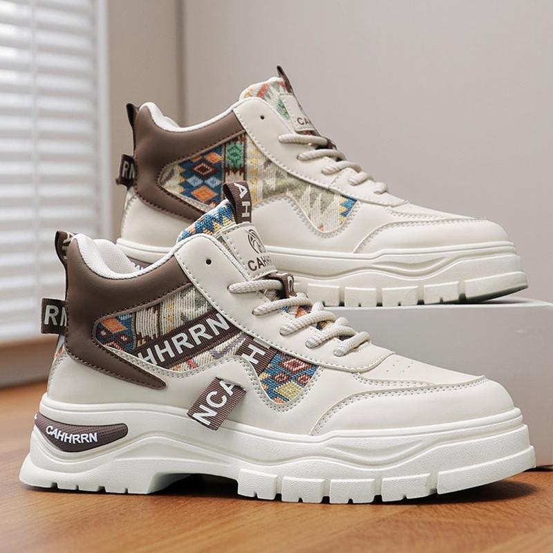 Martin magas szárú bakancs, PU felsőrész, gumi talp, kerek orr, téli modell