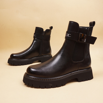 Ghete Martin pentru bărbați, partea superioară din plasă, talpă din cauciuc, toc platformă 3–5 cm, închidere cu șireturi în față