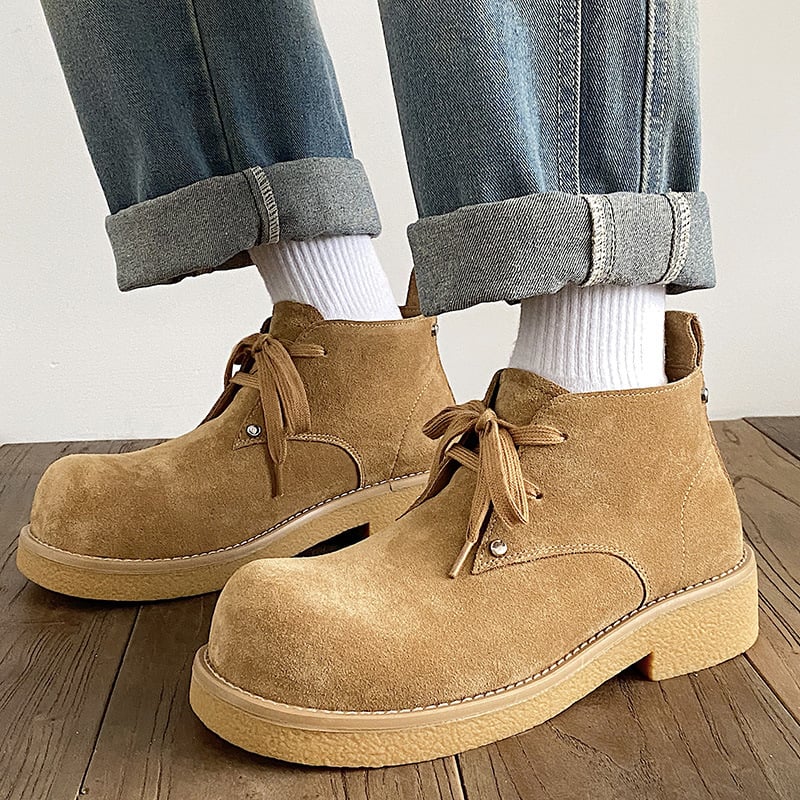 Martin topánky z pravej kože, vrchný materiál z hovädzej kože najvyššej kvality, gumová podrážka, nízky klínový podpätok 1-3 cm, guľatá špička, retro štýl