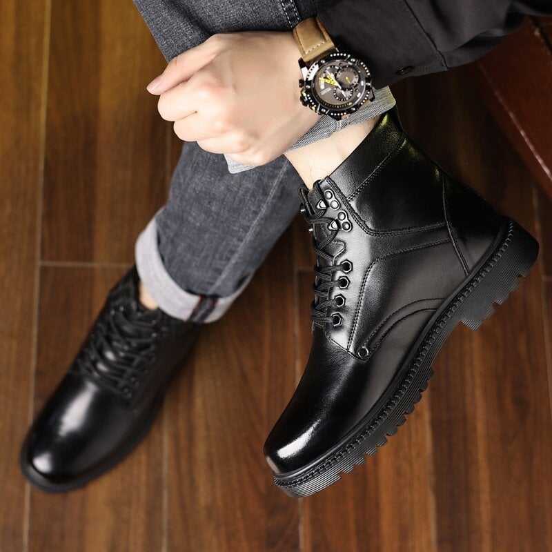 Ghete Martin - Piele de vită de prim strat, căptușeală din lână, talpă din cauciuc, șireturi în față, încălțăminte de iarnă impermeabilă