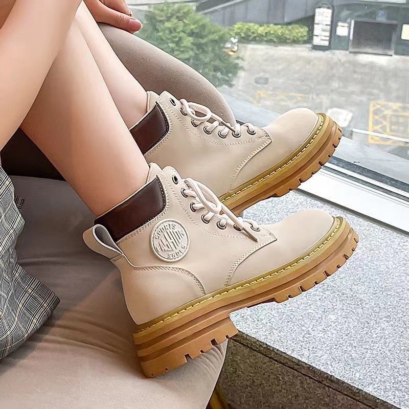 Ghete Martin din velur, vârf rotund, toc plat, sezon de iarnă